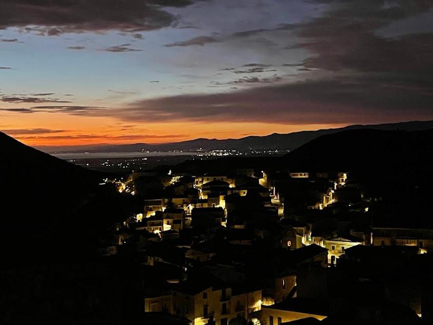 B&B Dhafna Civita Dış mekan fotoğraf
